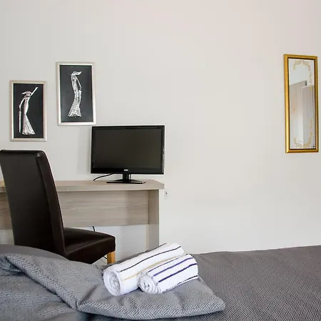 Affittacamere Unique 3*